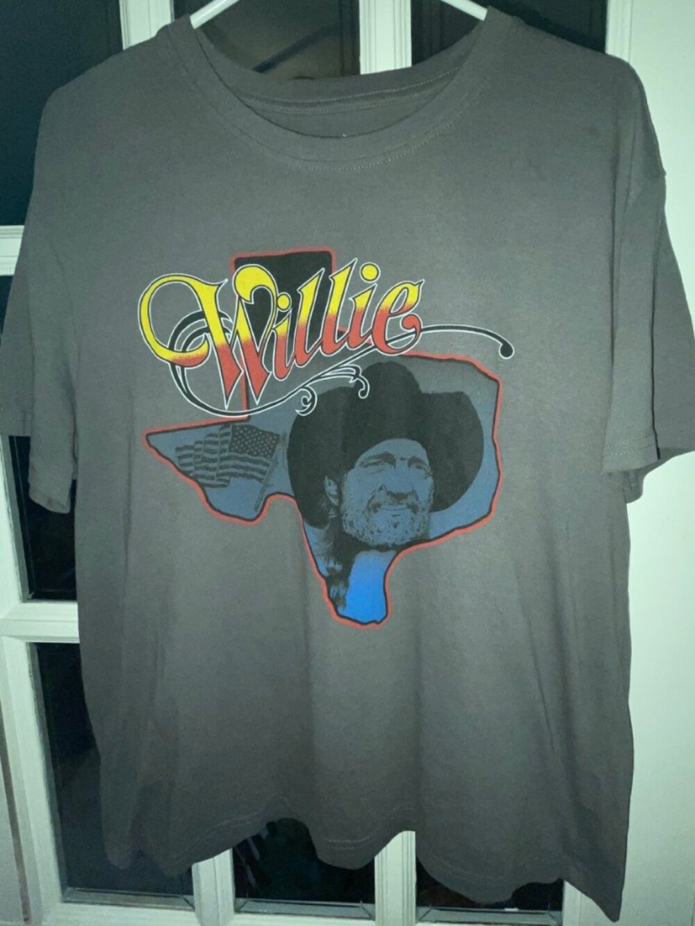 Size XL Willie Nelson Pre Owned Tshirt Short Sleeve Grey